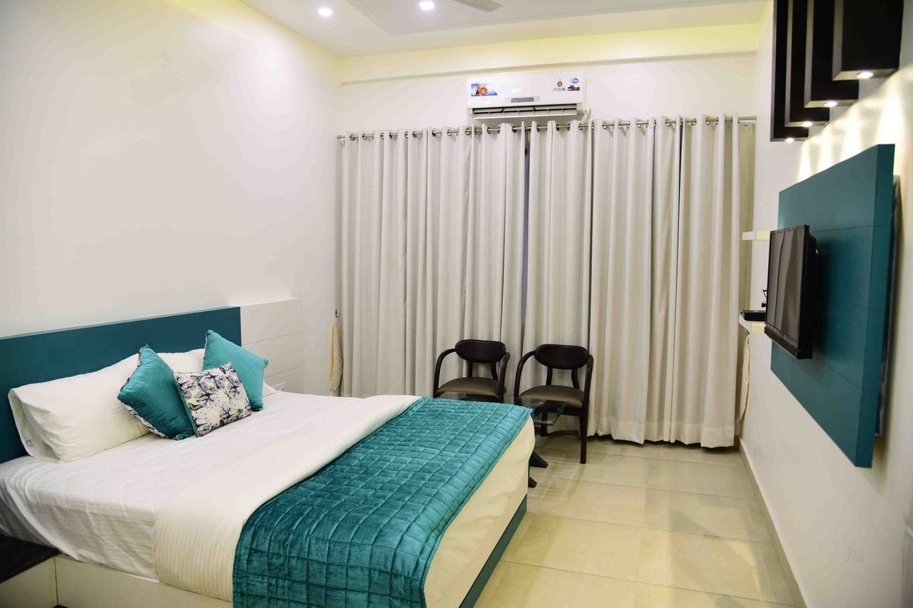 Fabhotel Kangra Roadway Inn Tanda Exterior foto